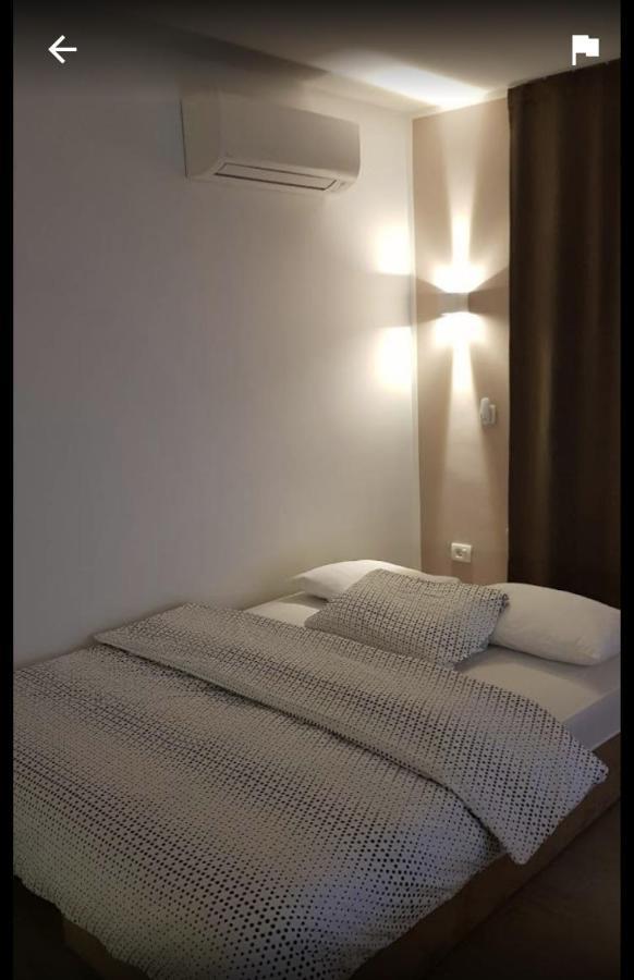 Apartment Luce นยีวีเซ ภายนอก รูปภาพ