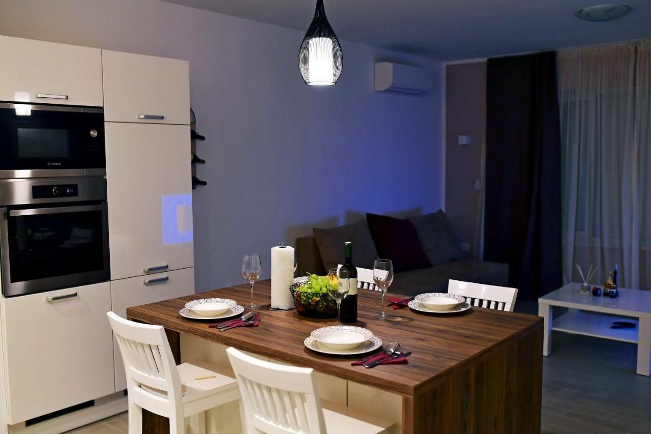 Apartment Luce นยีวีเซ ภายนอก รูปภาพ